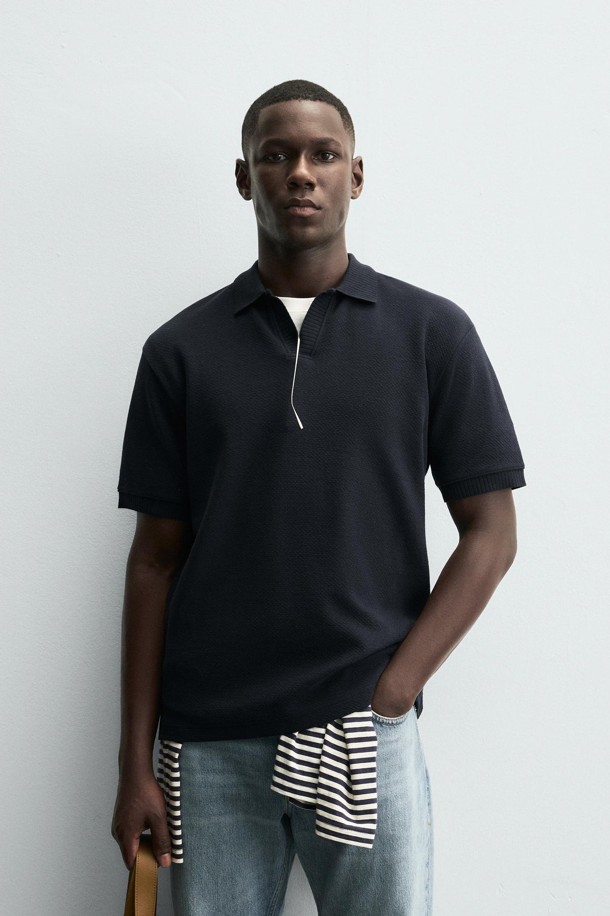 TEXTURED REGULAR FIT POLO SHIRT - Image 2