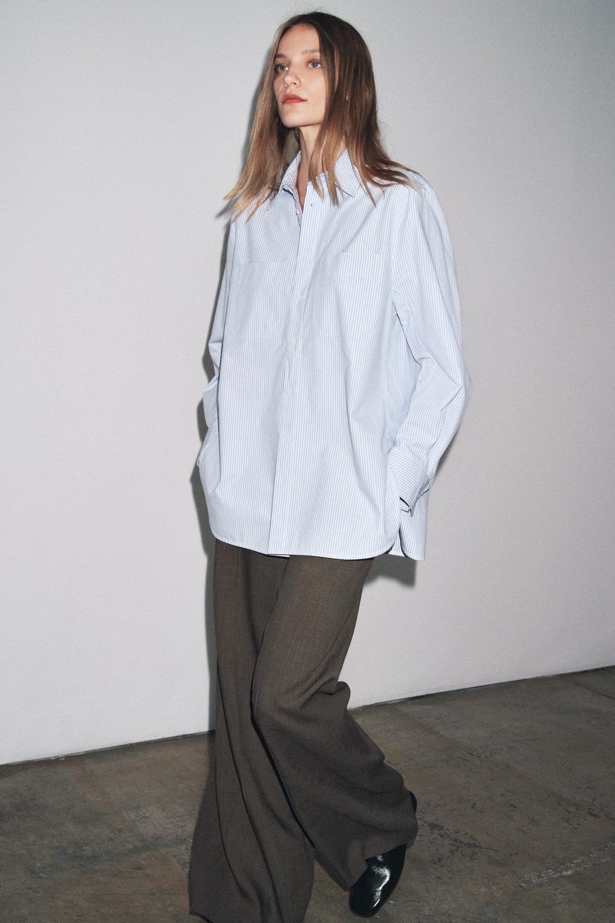 Gestreiftes Hemd mit Tasche