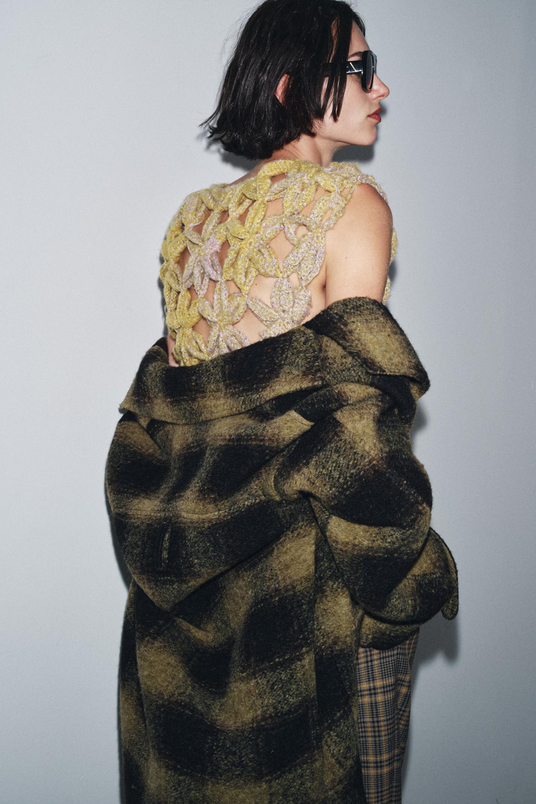 OMBRÉ CROCHET KNIT WAISTCOAT - Image 2