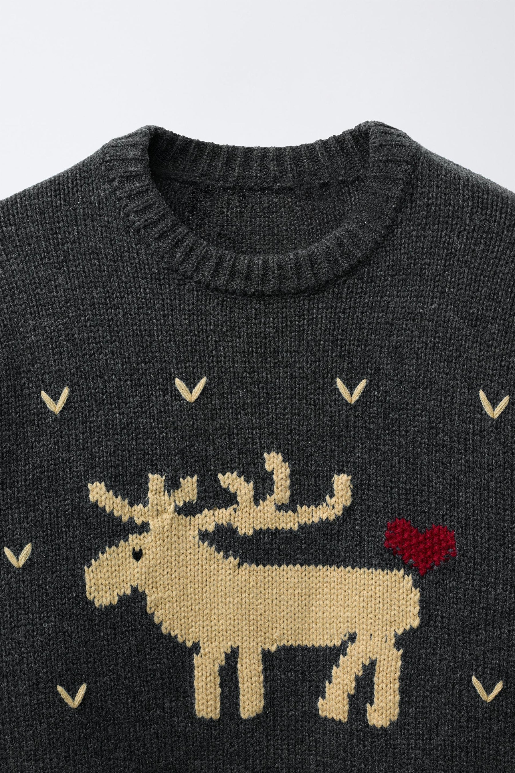 WOOL KNIT JUMPER EMBROIDERED REINDEER HEARTS - Image 3