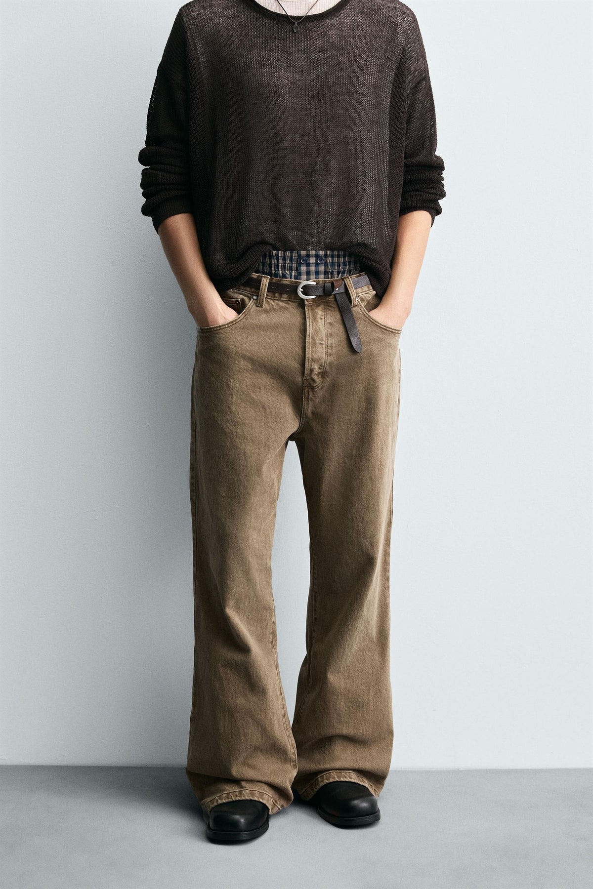 RELAXED FLARE FIT JEANS - Image 2