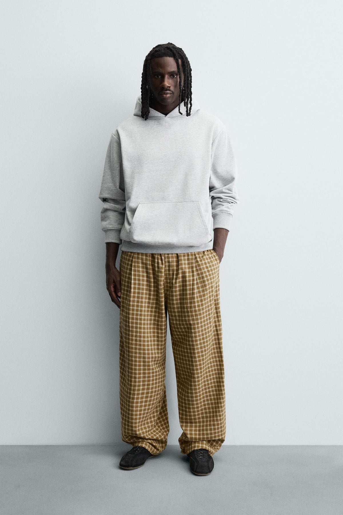 BALLOON FIT PLEATED TROUSERS - Image 1