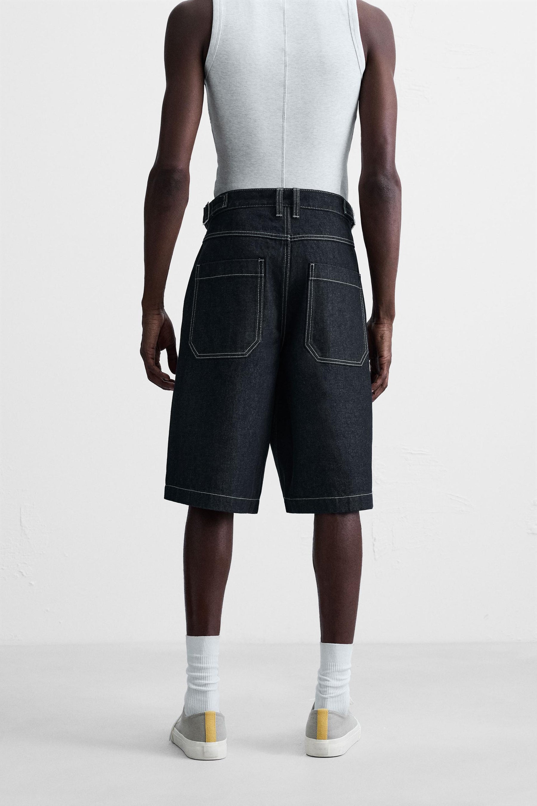 BELTED BAGGY FIT DENIM BERMUDA SHORTS - Image 3