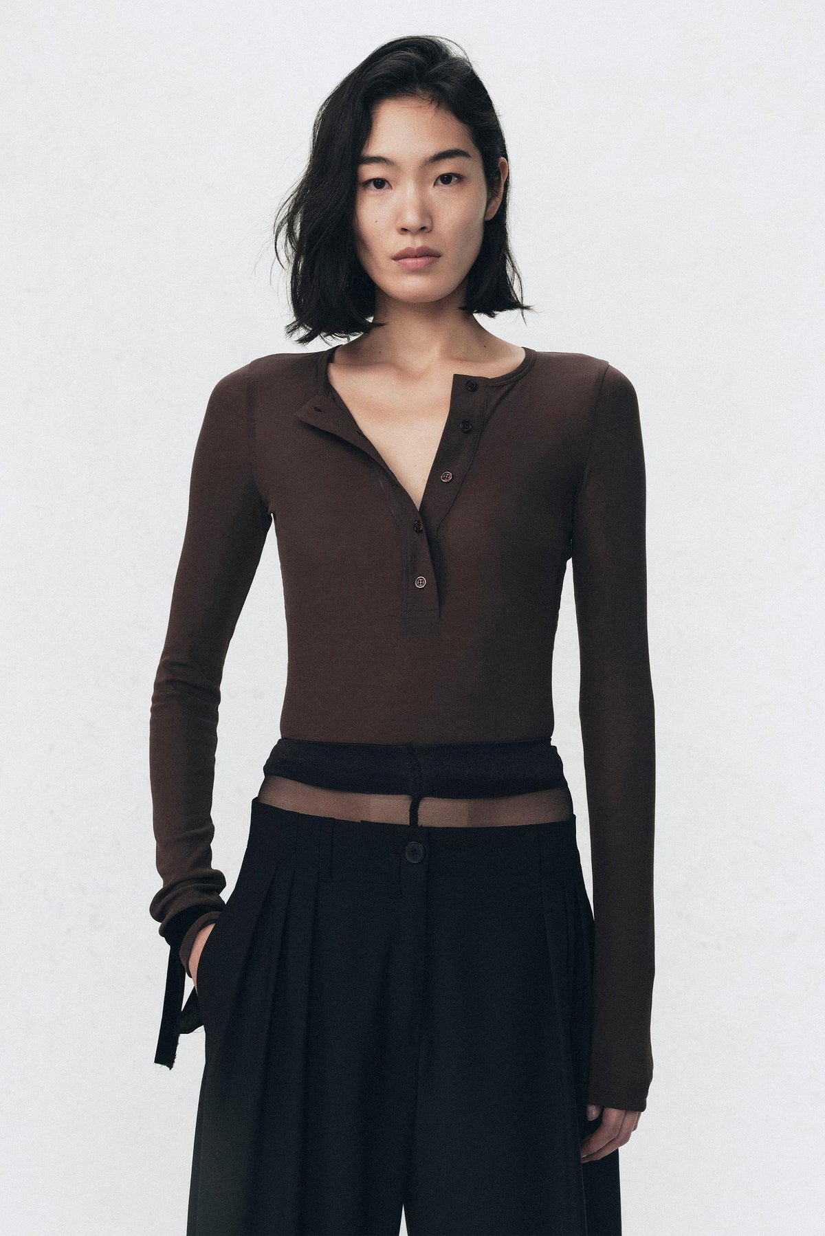 Henley-Kragen-T-Shirt