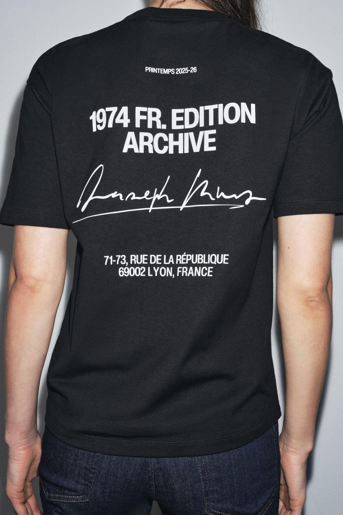 T-Shirt mit kontrastierendem Slogan