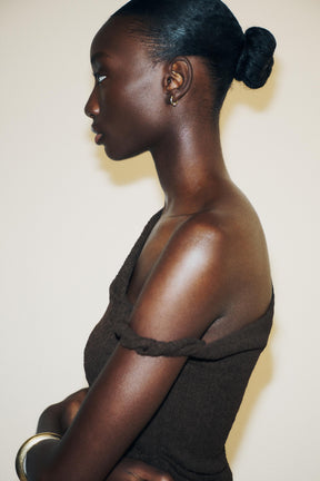 Strukturiertes asymmetrisches Modetop