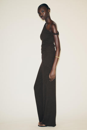 STRUKTURIERTE HOSE MIT WEITEM BEIN