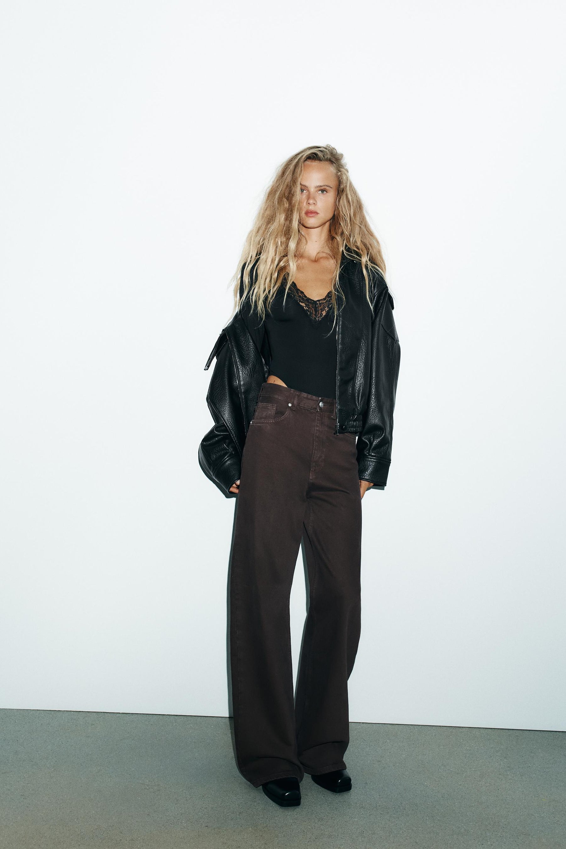 POLYAMID-SPITZENBody