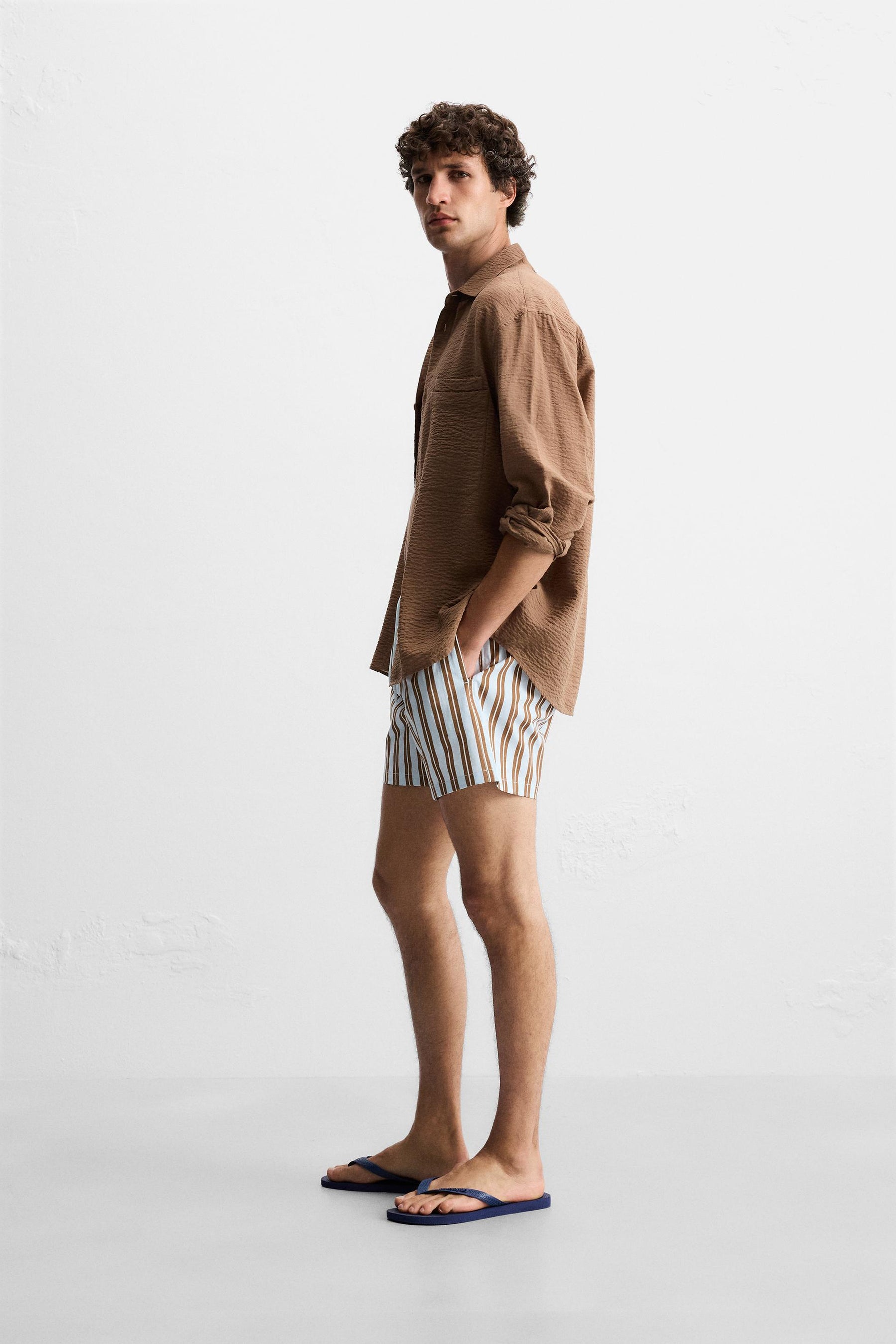 STRIPED MID-LENGTH SWIMMING TRUNKS - Image 5