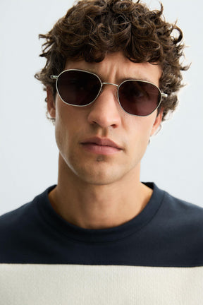 CONTRAST STRIPED SWEATSHIRT - Image 5