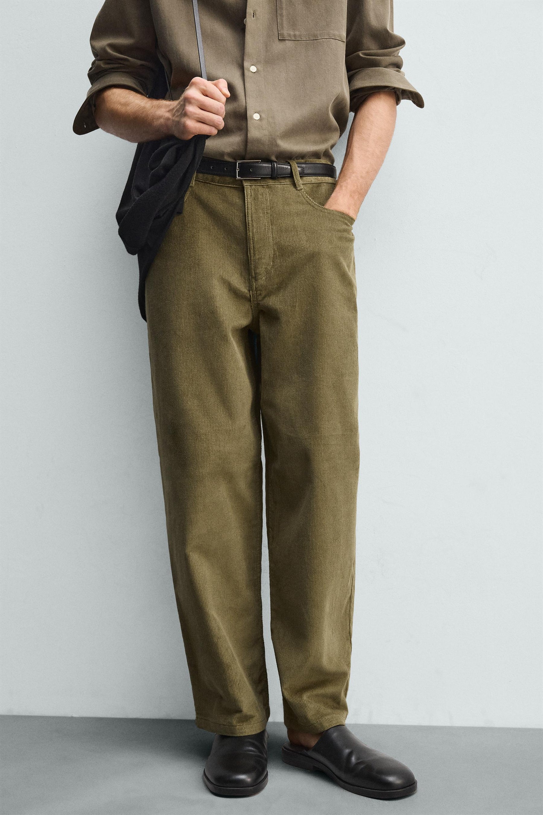 Balloon Corduroy Pants