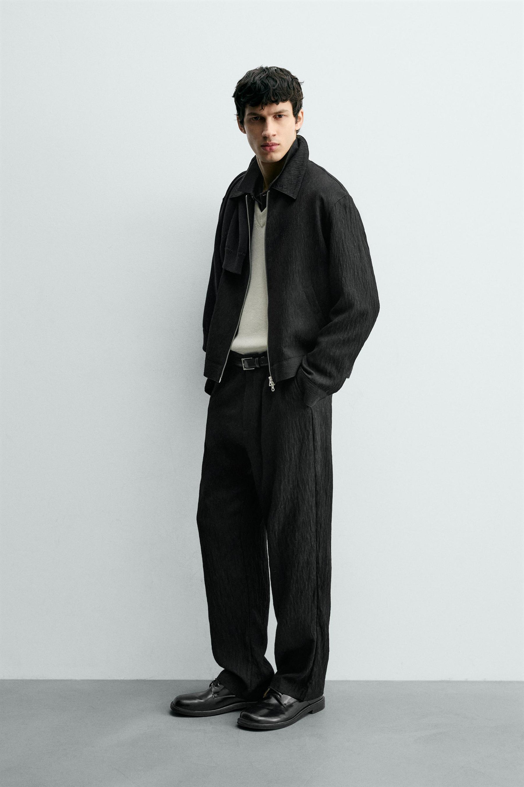 REGULAR FIT TROUSERS WITH IRREGULAR TEXTURE - Image 4