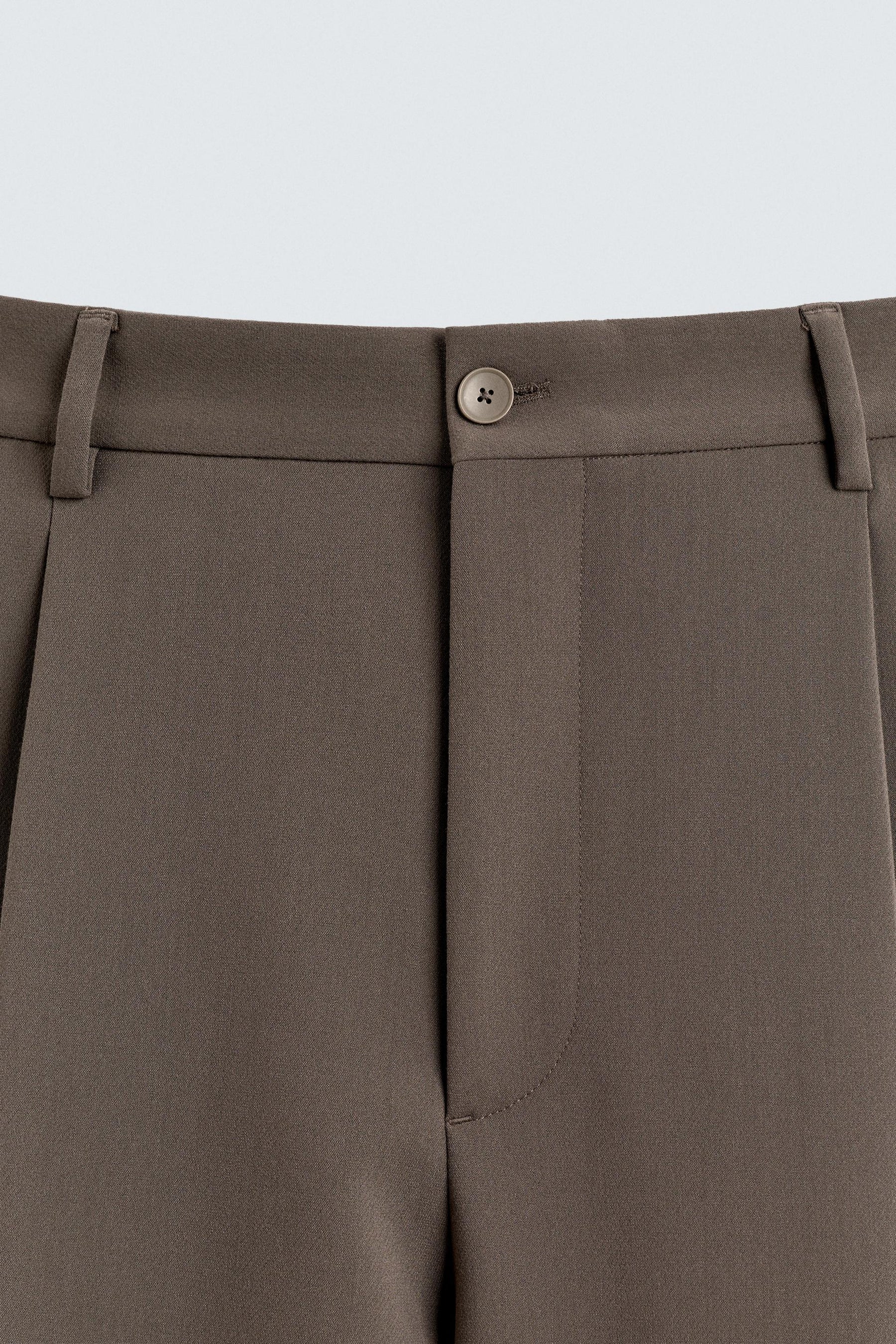 Pleated Relaxed Trousers