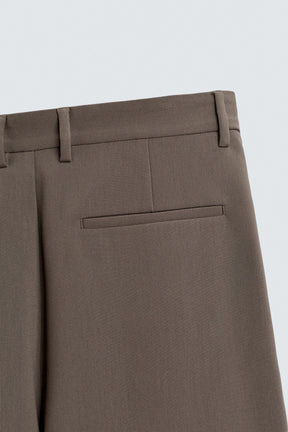 Pleated Relaxed Trousers