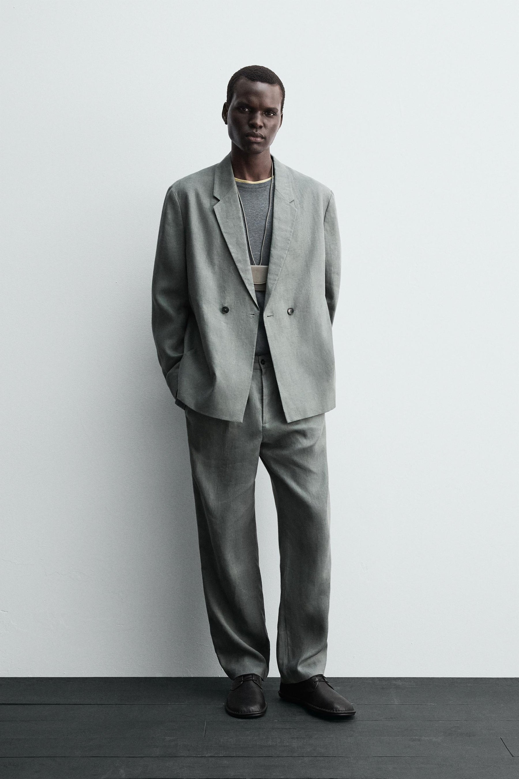 DOUBLE-BREASTED 100% LINEN SUIT BLAZER - Image 1