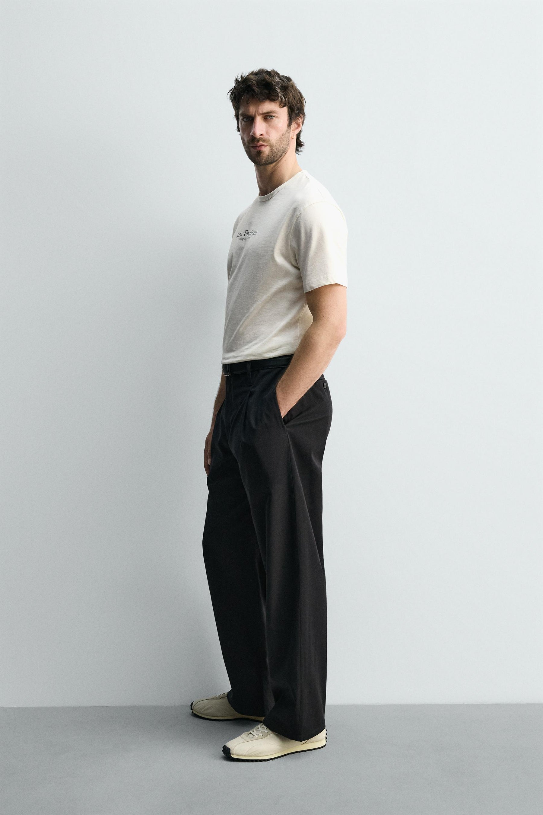 PRINTED TEXT T-SHIRT - Image 4