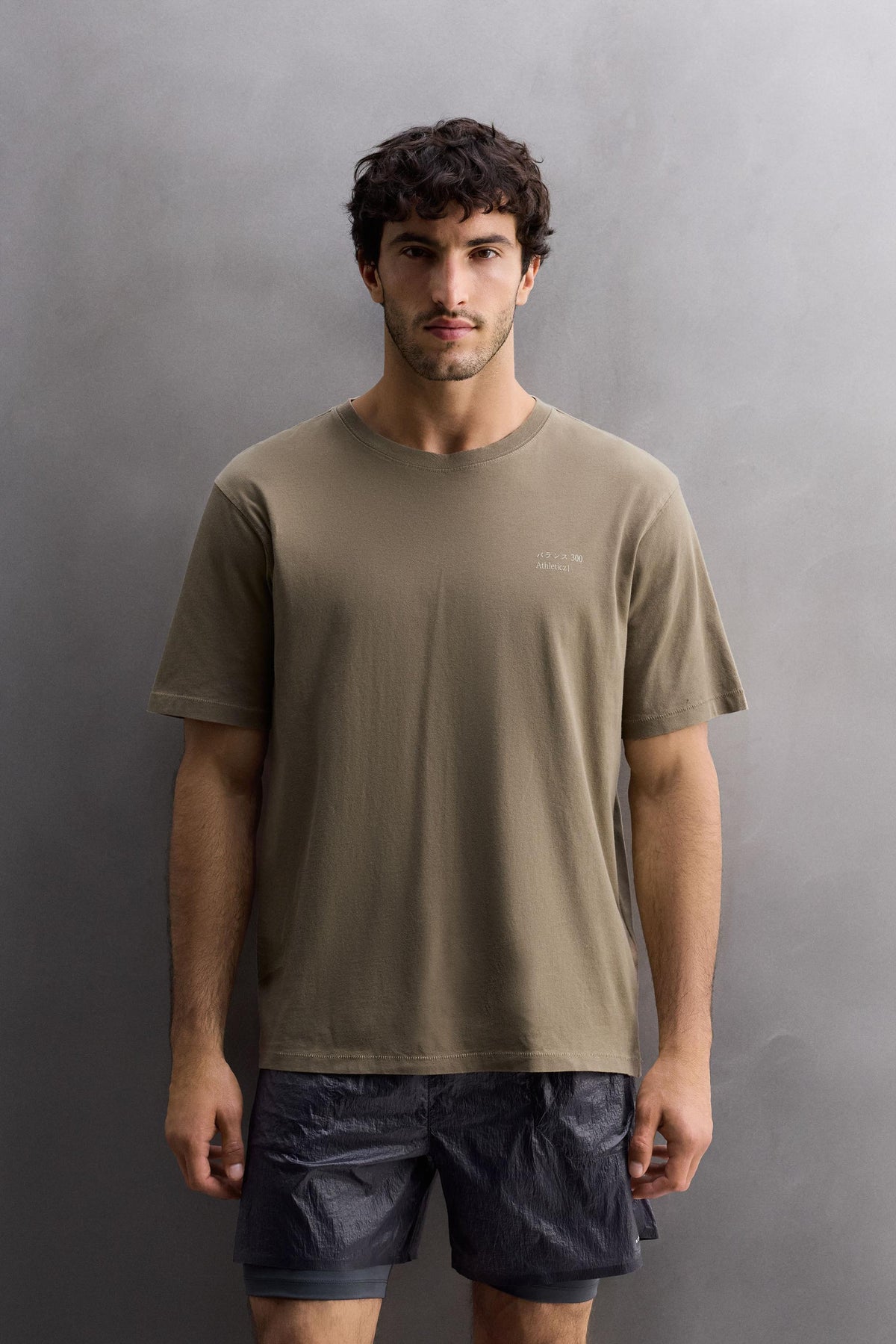 GRAPHIC PRINT T-SHIRT - Image 2