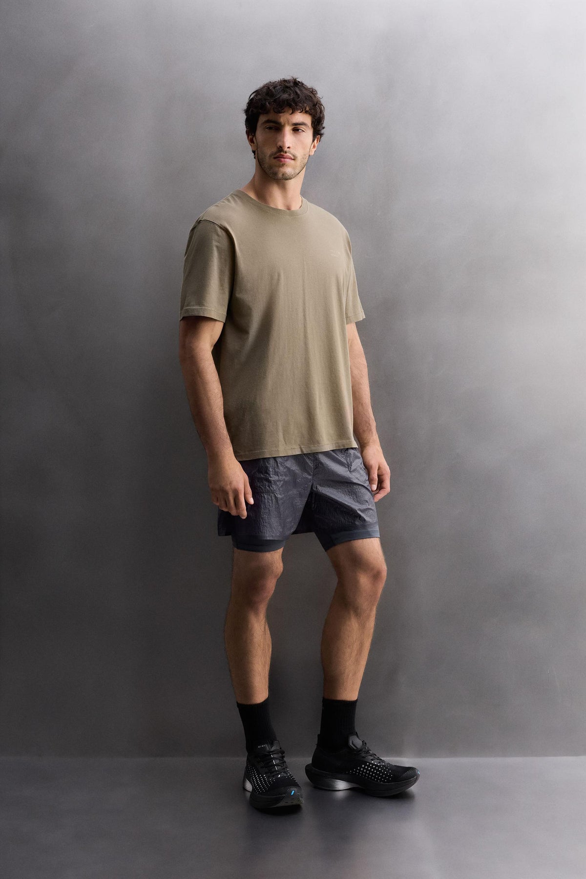 GRAPHIC PRINT T-SHIRT - Image 1