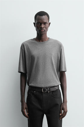 HEAVYWEIGHT SHORT SLEEVE T-SHIRT - Image 2