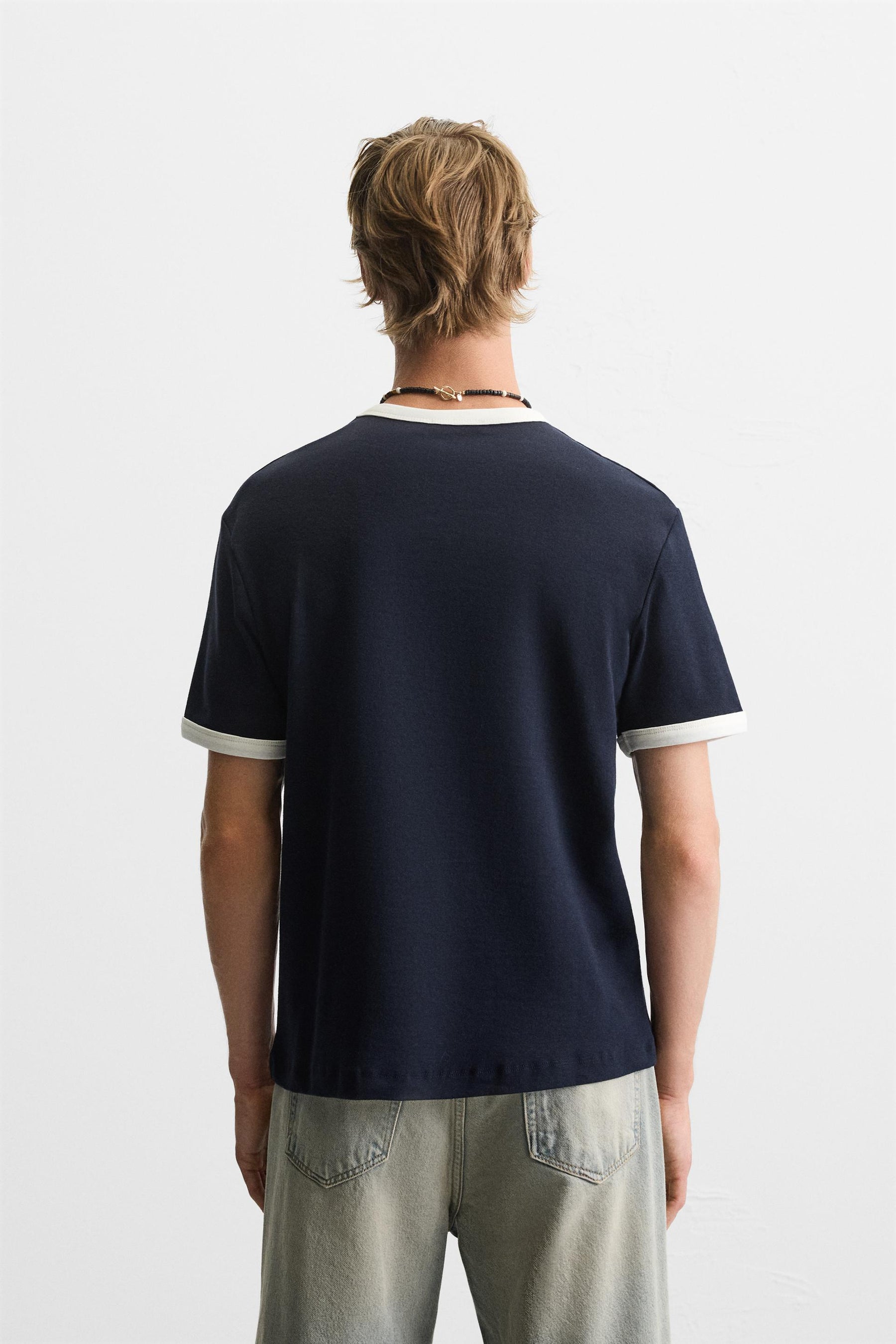 BASIC CONTRAST RIB T-SHIRT - Image 3