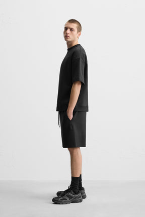 TECHNICAL INTERLOCK BERMUDA SHORTS - Image 4