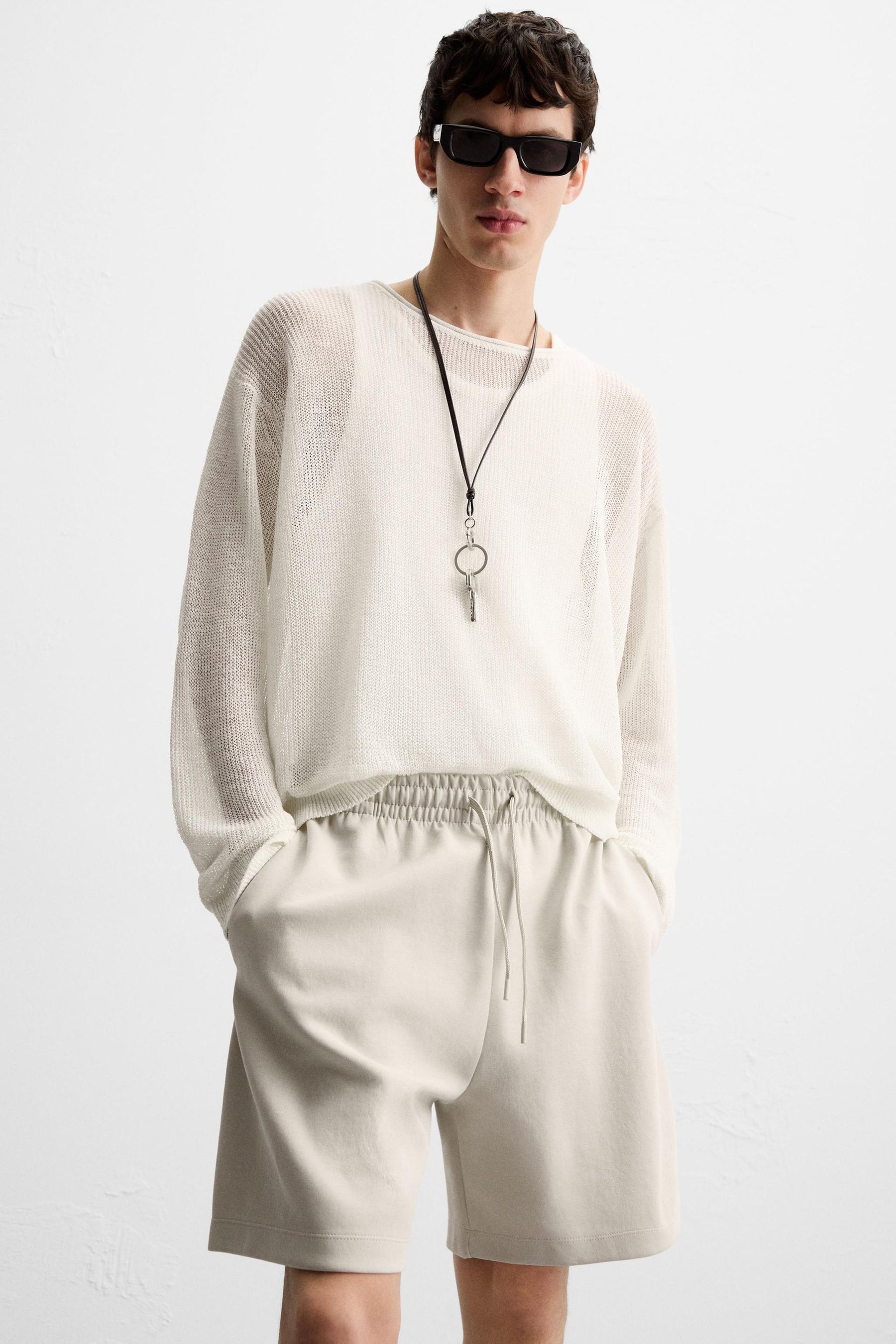 TECHNICAL INTERLOCK BERMUDA SHORTS - Image 5