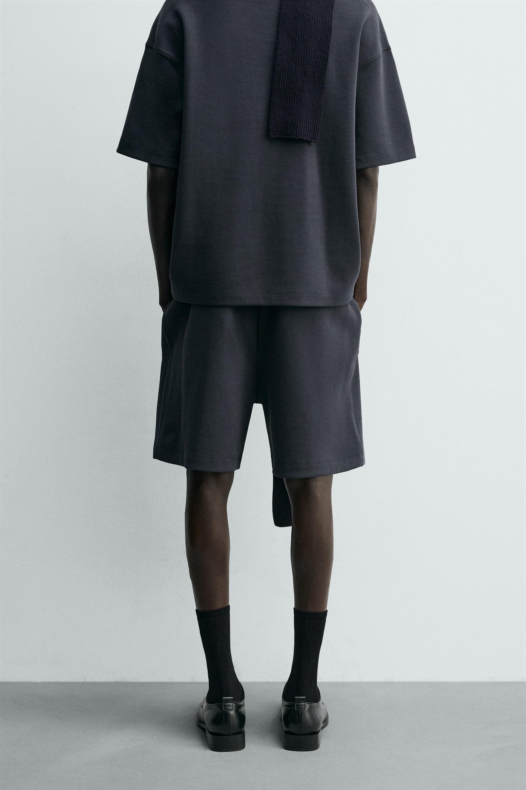 Relaxed Jogger Shorts