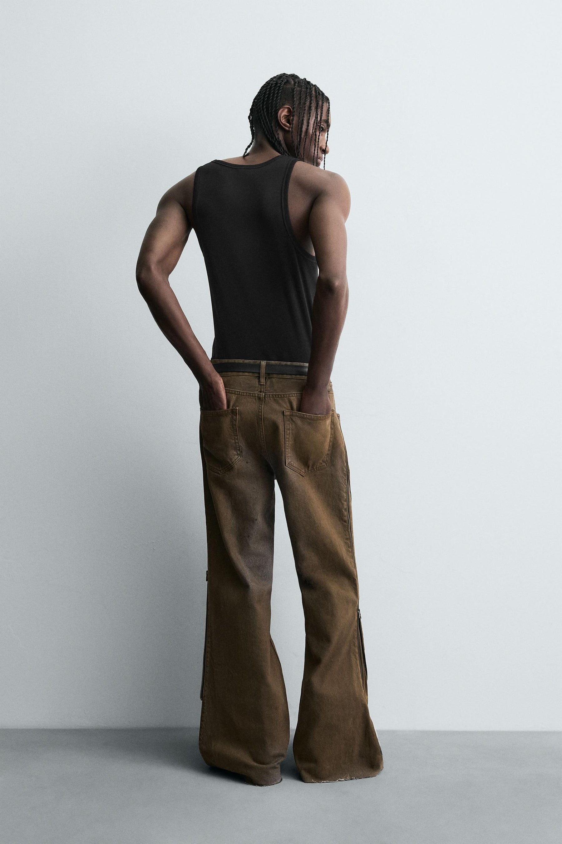 FLARE FIT JEANS WITH ZIPS - Image 3