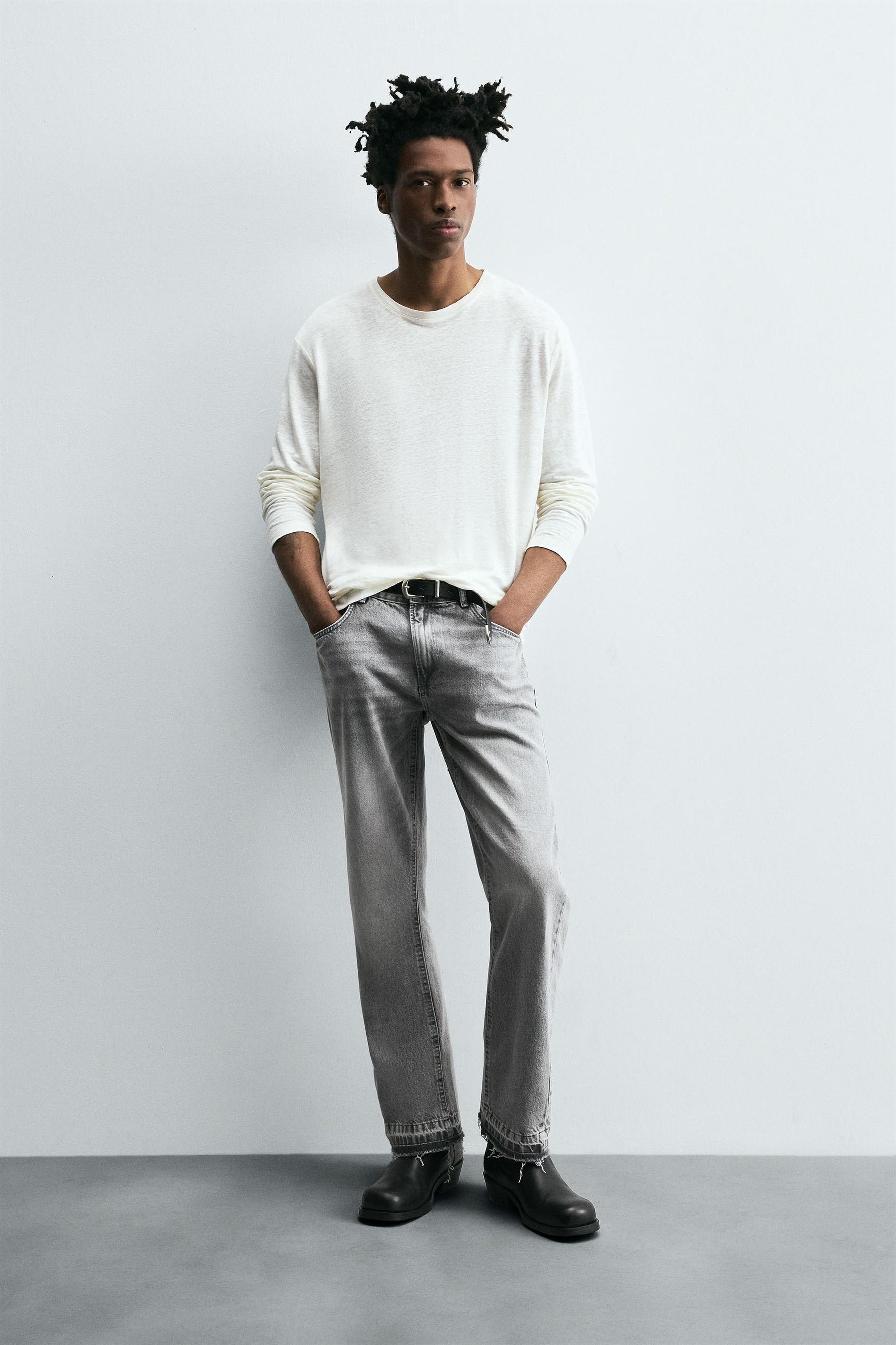 FLARE FIT JEANS - Image 1