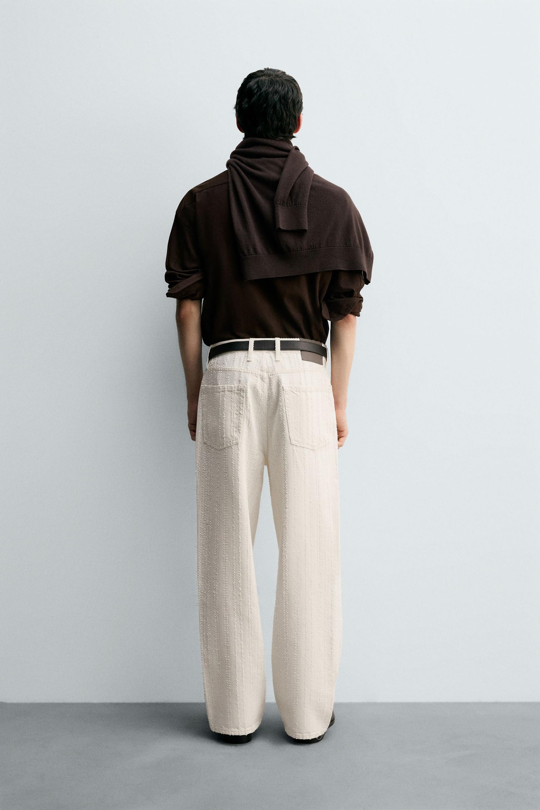 TEXTURED STRIPED JEANS - Image 3