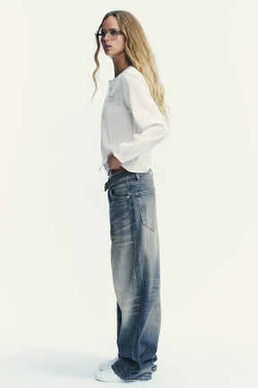 Hemd mit besticktem Kragen