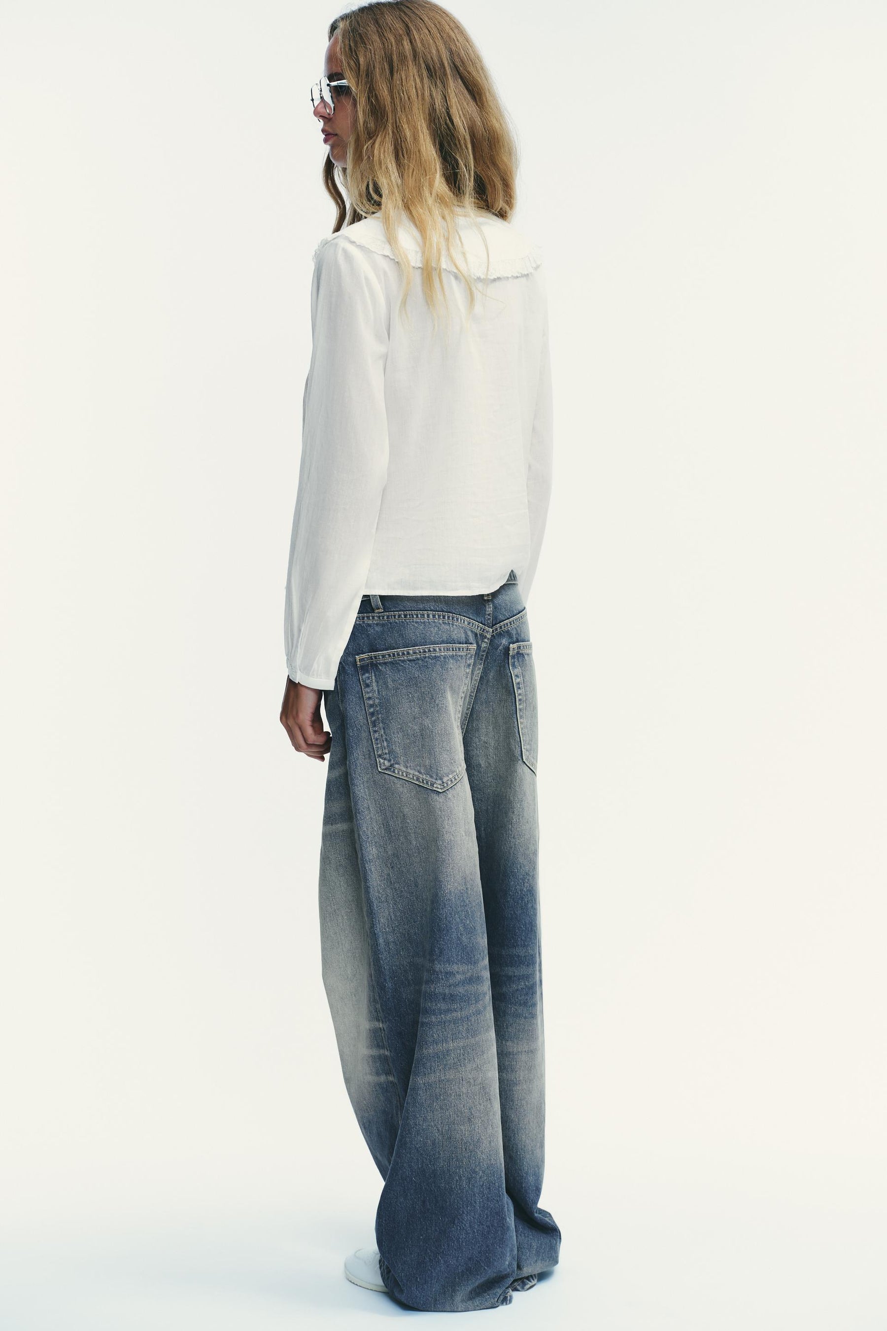 Hemd mit besticktem Kragen