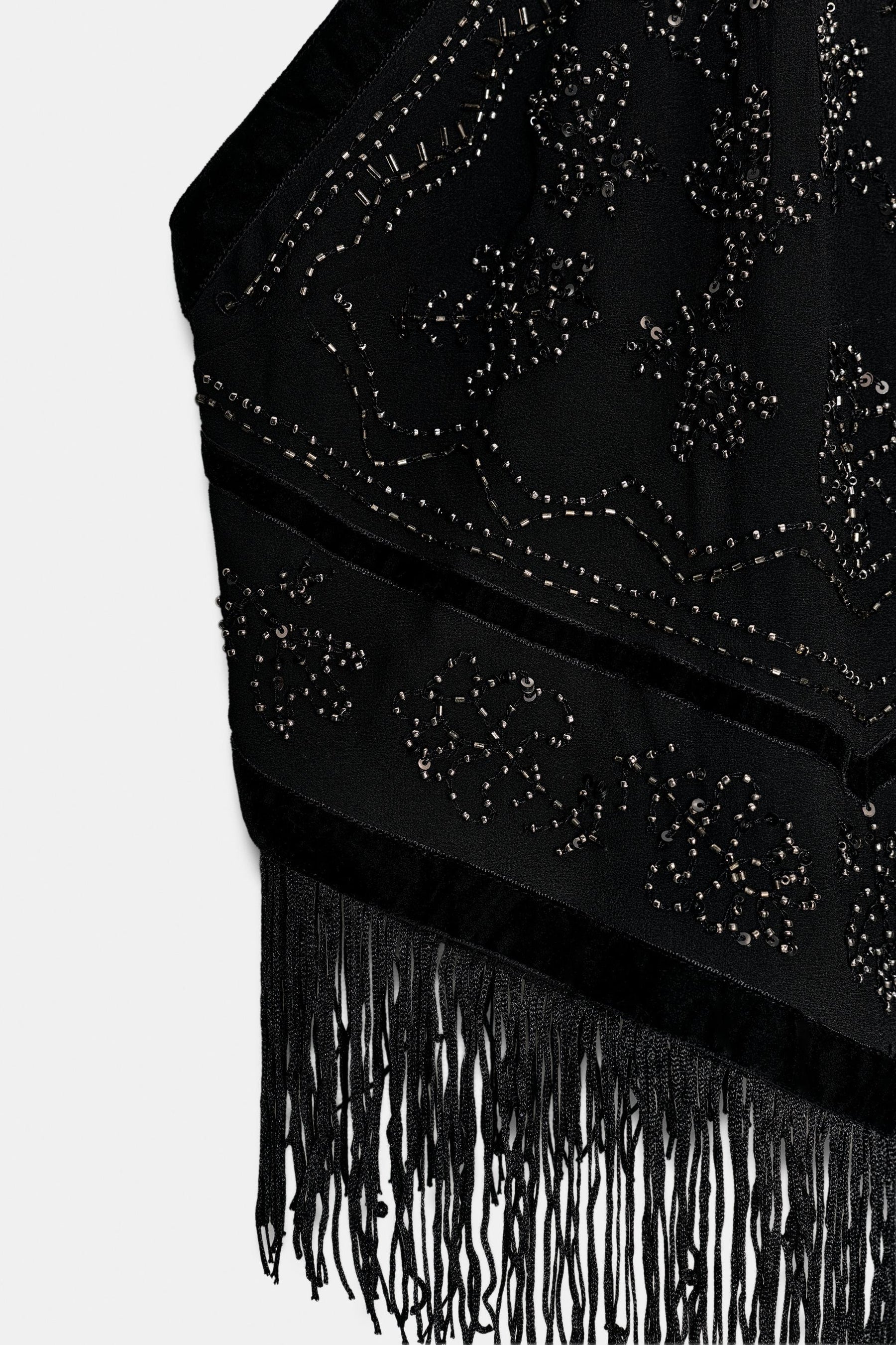 Perlenbesetztes Georgette-Neckholder-Top