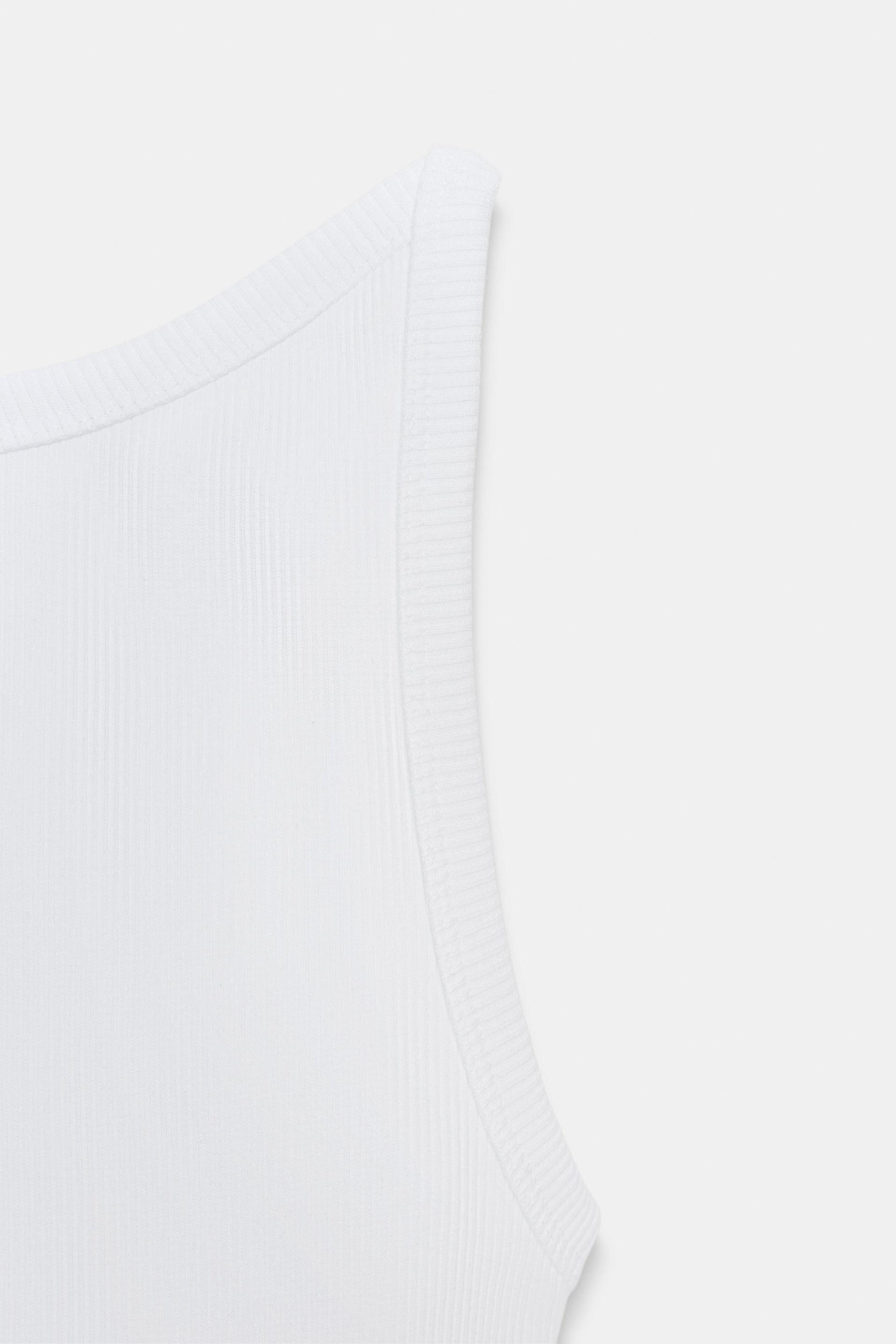 Geripptes Neckholder-Top