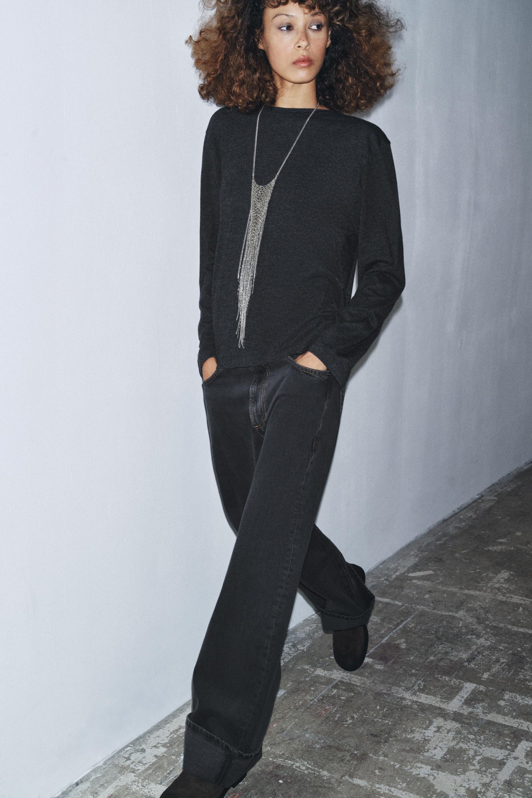 Drapiertes, nach hinten gekämmtes Stoffverdeck