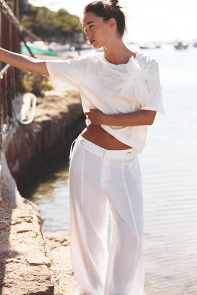 BLUMEN-VOLUMEN-T-SHIRT