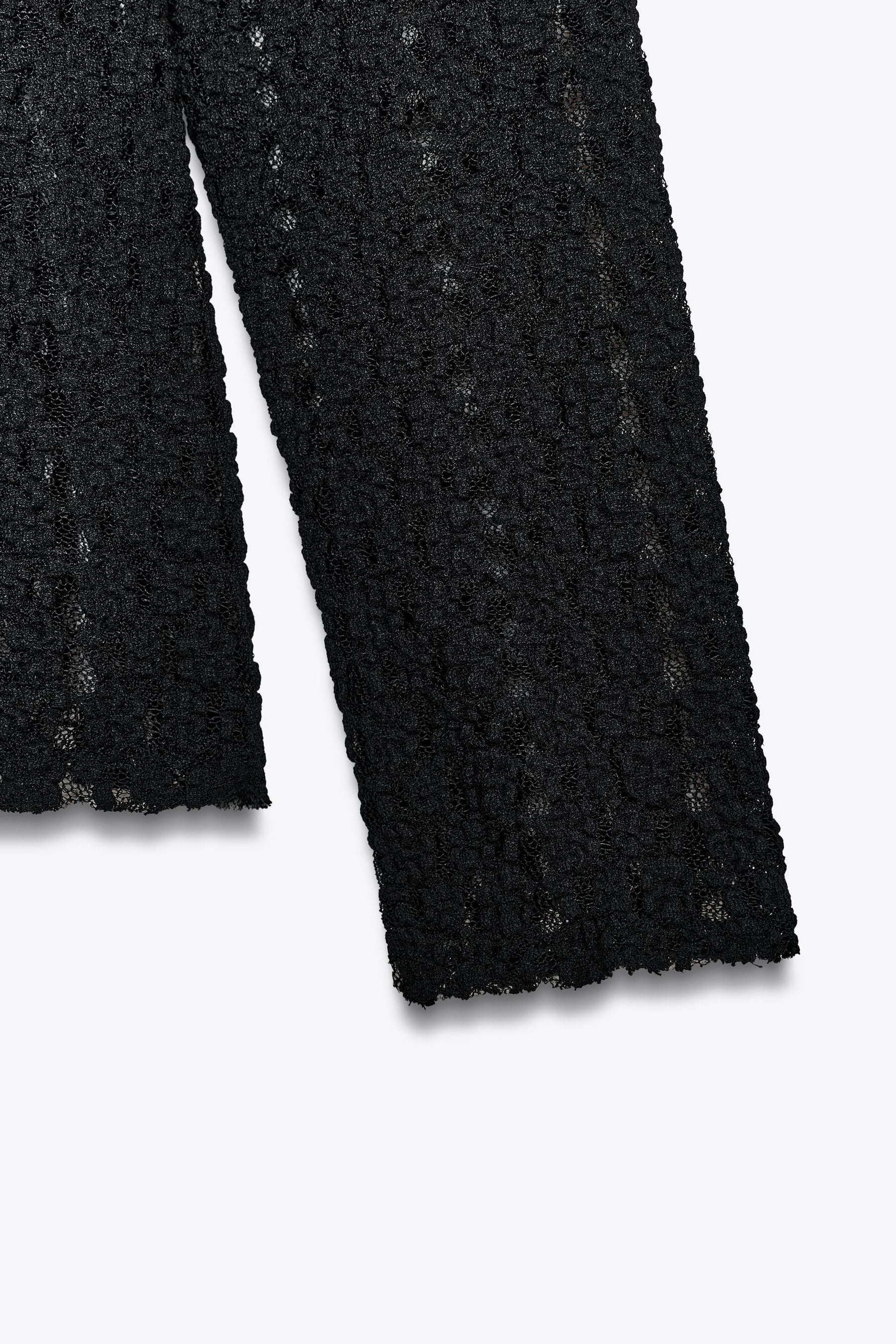 Rüschenoberteil aus Spitze