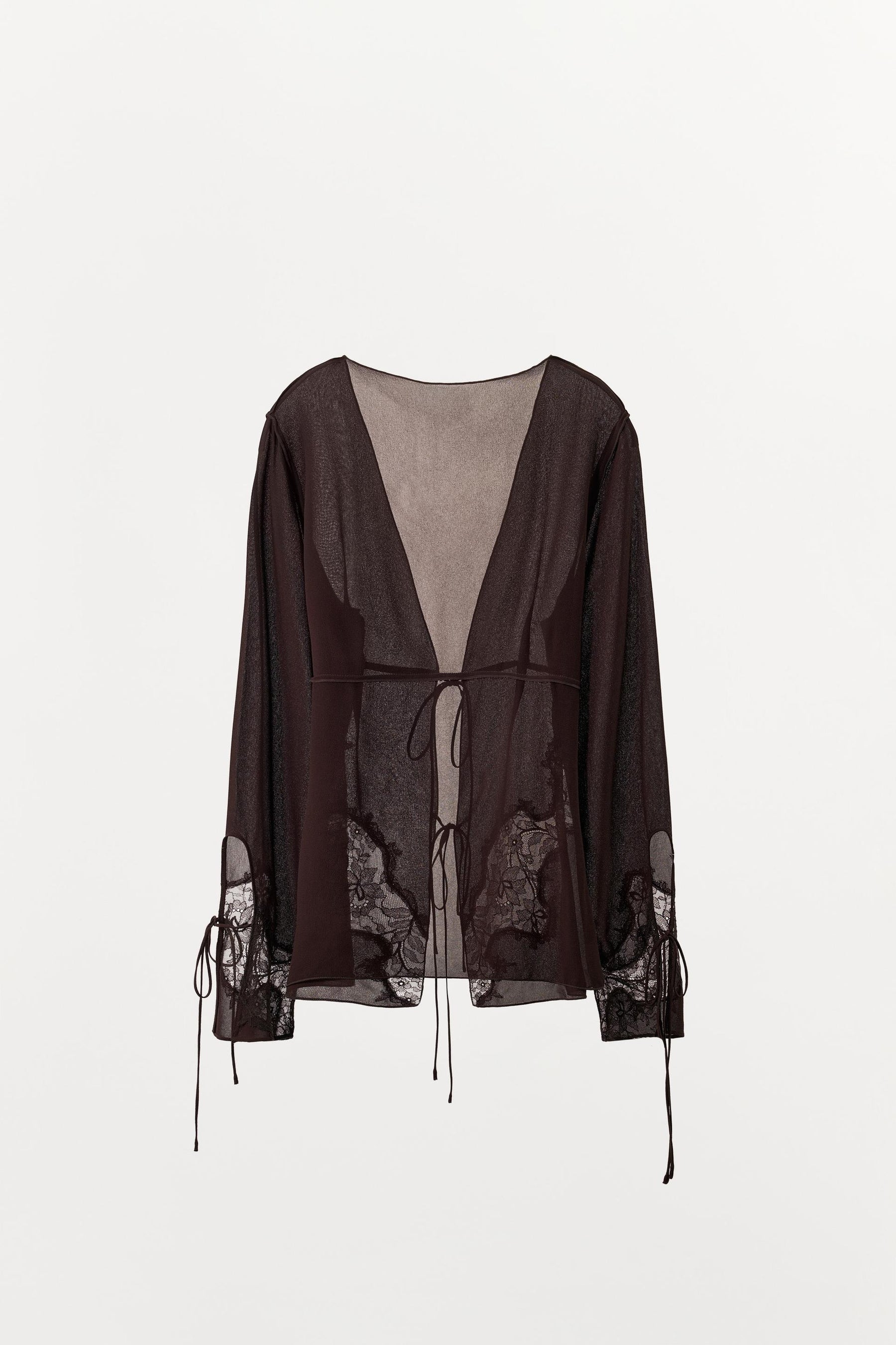 SPITZENHEMD MIT SCHLEIFEN