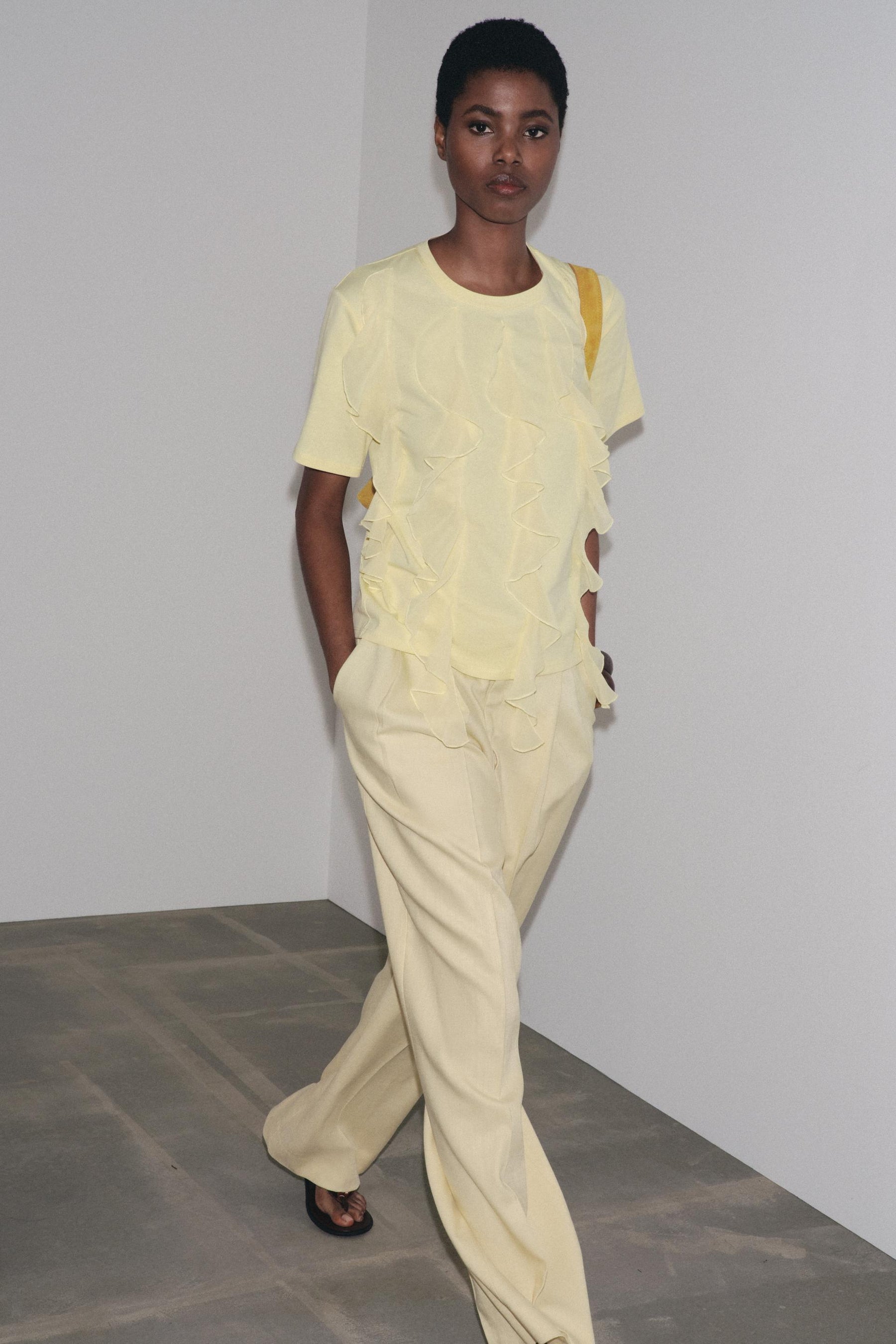 T-Shirt mit Rüschenfront