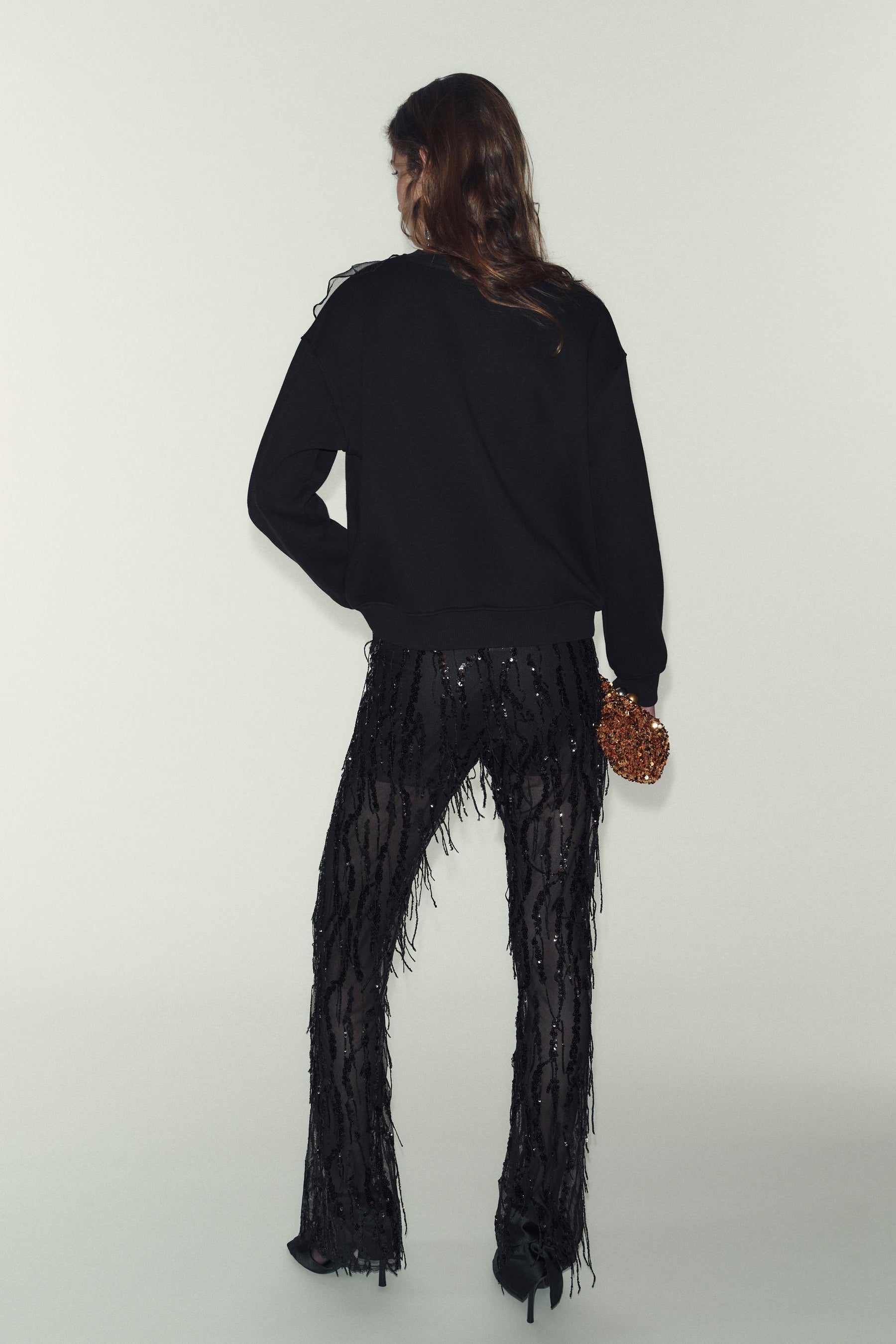 ORGANZA-BLUMEN-SWEATSHIRT