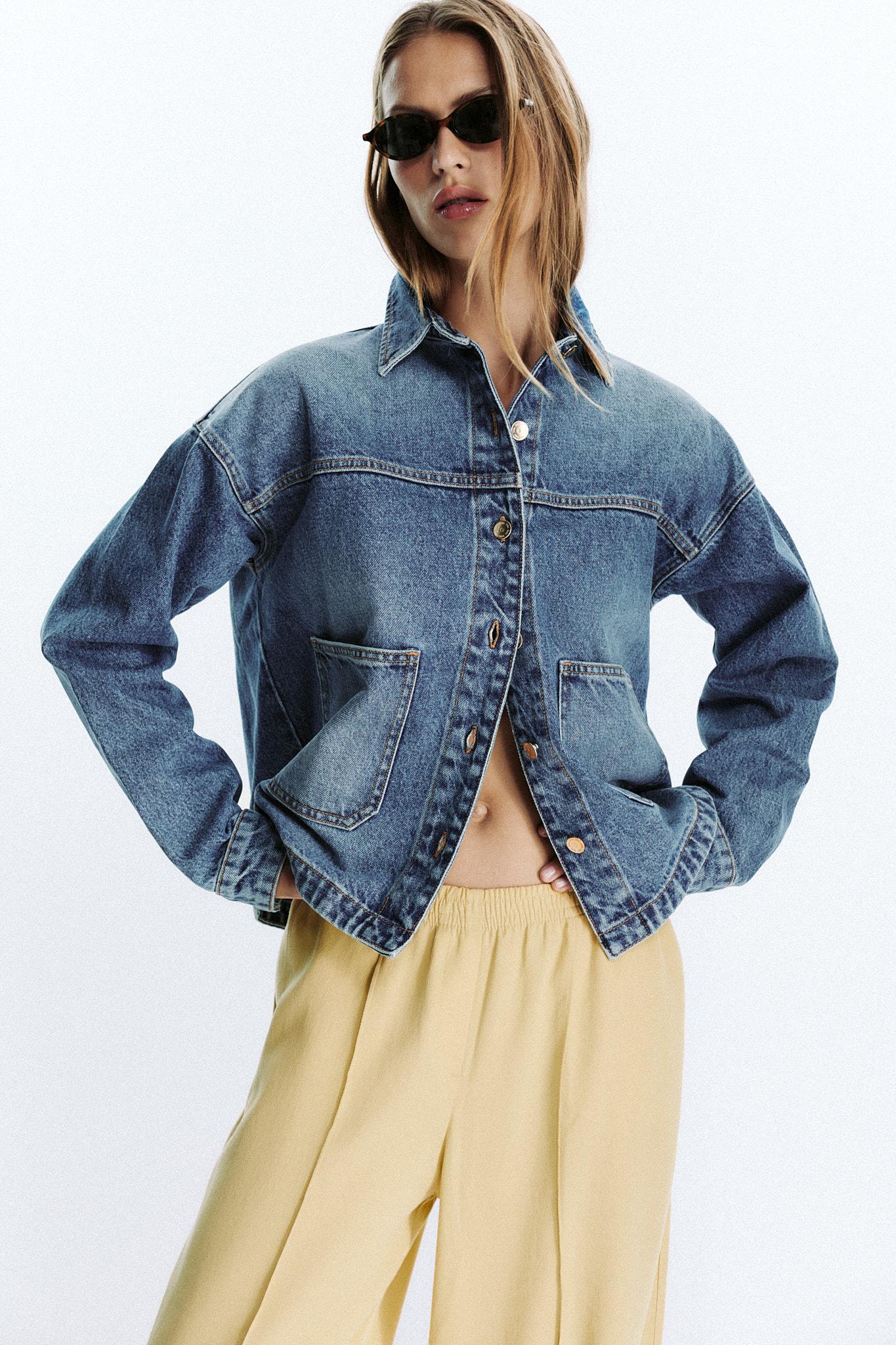 HOSE MIT WEITEM BEIN