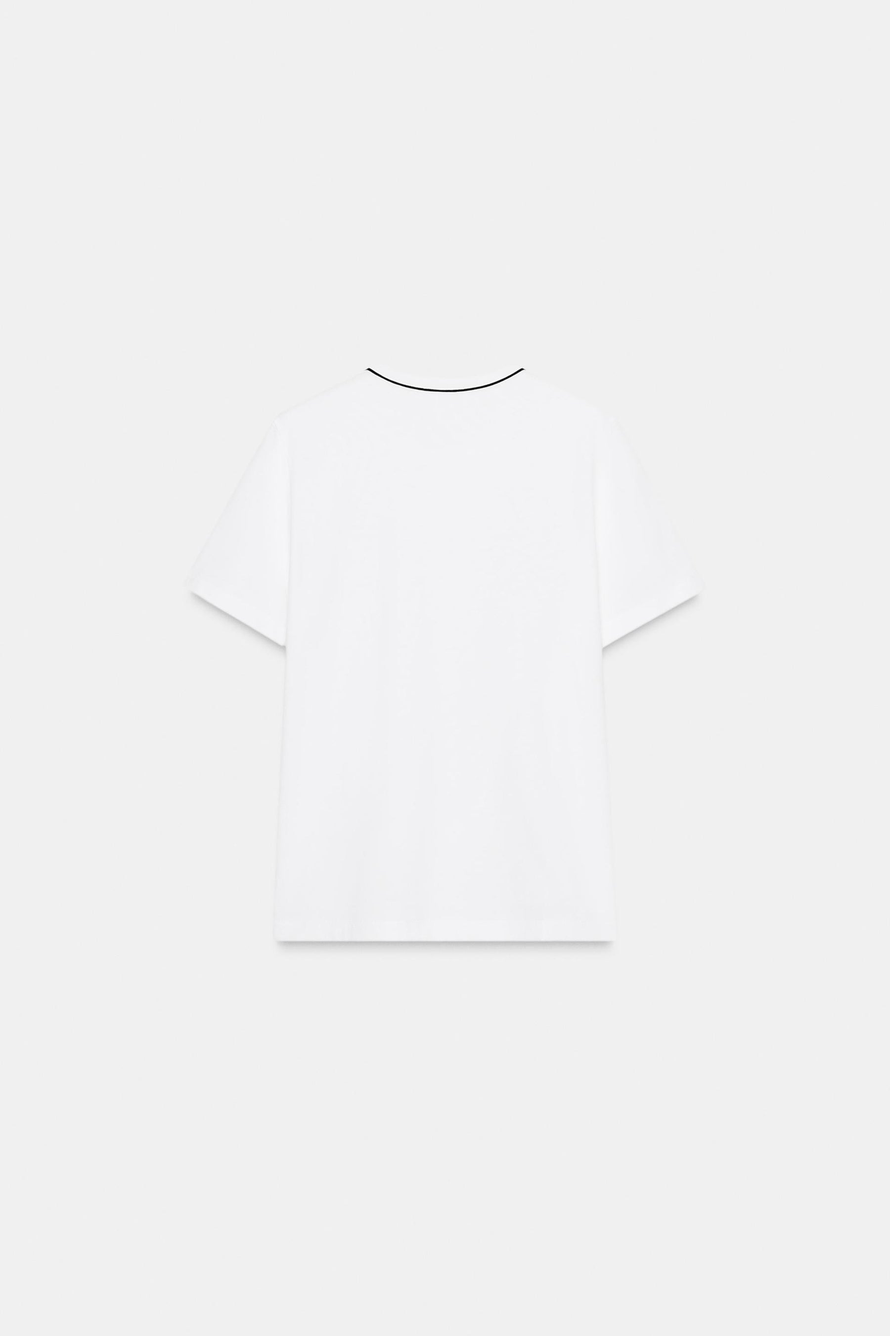 T-Shirt mit Broschen-Detail