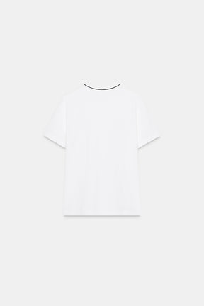 T-Shirt mit Broschen-Detail