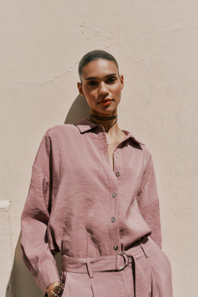 Weich fließendes Hemd