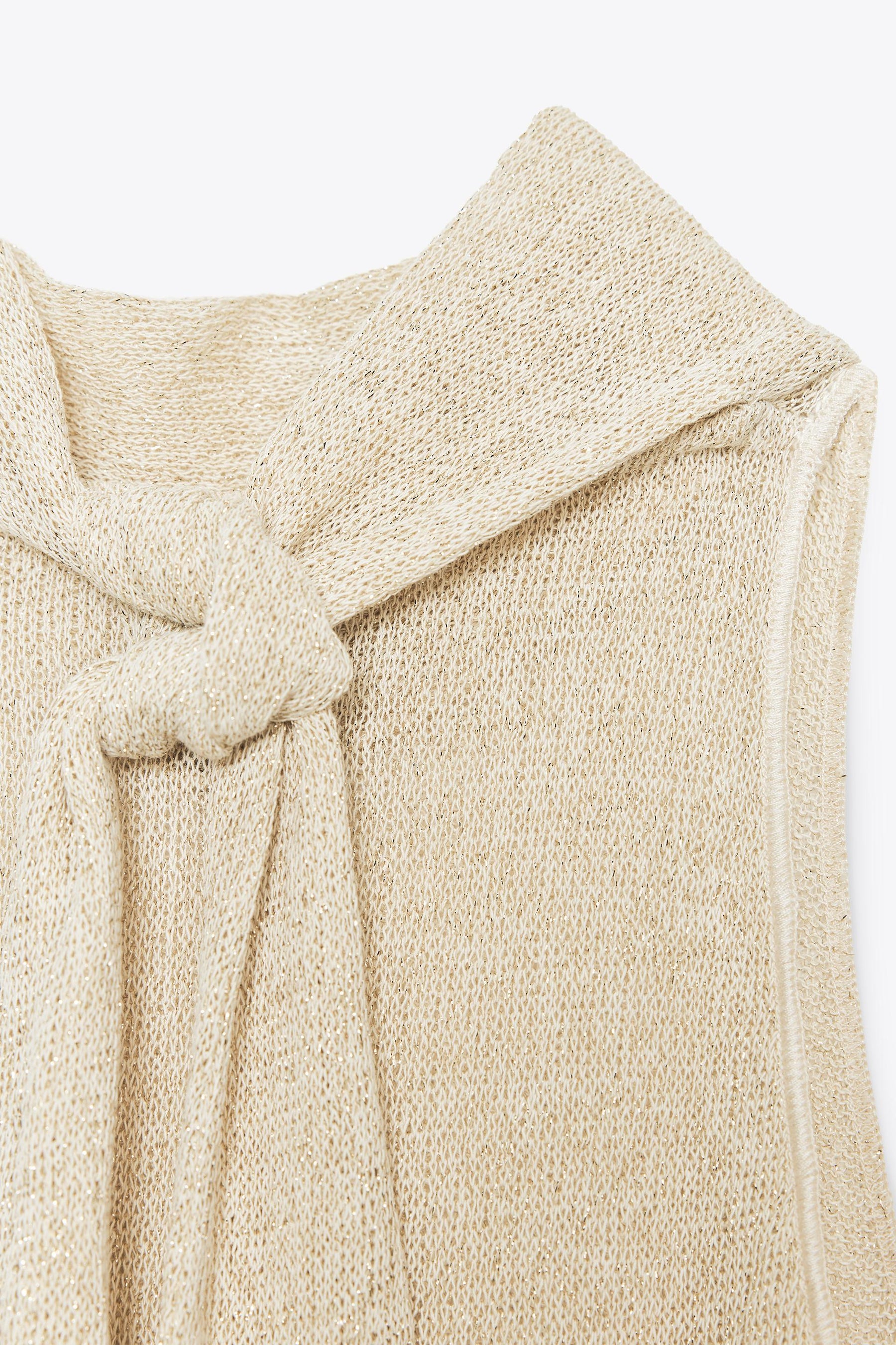 METALLISCHES HALTER-TOP