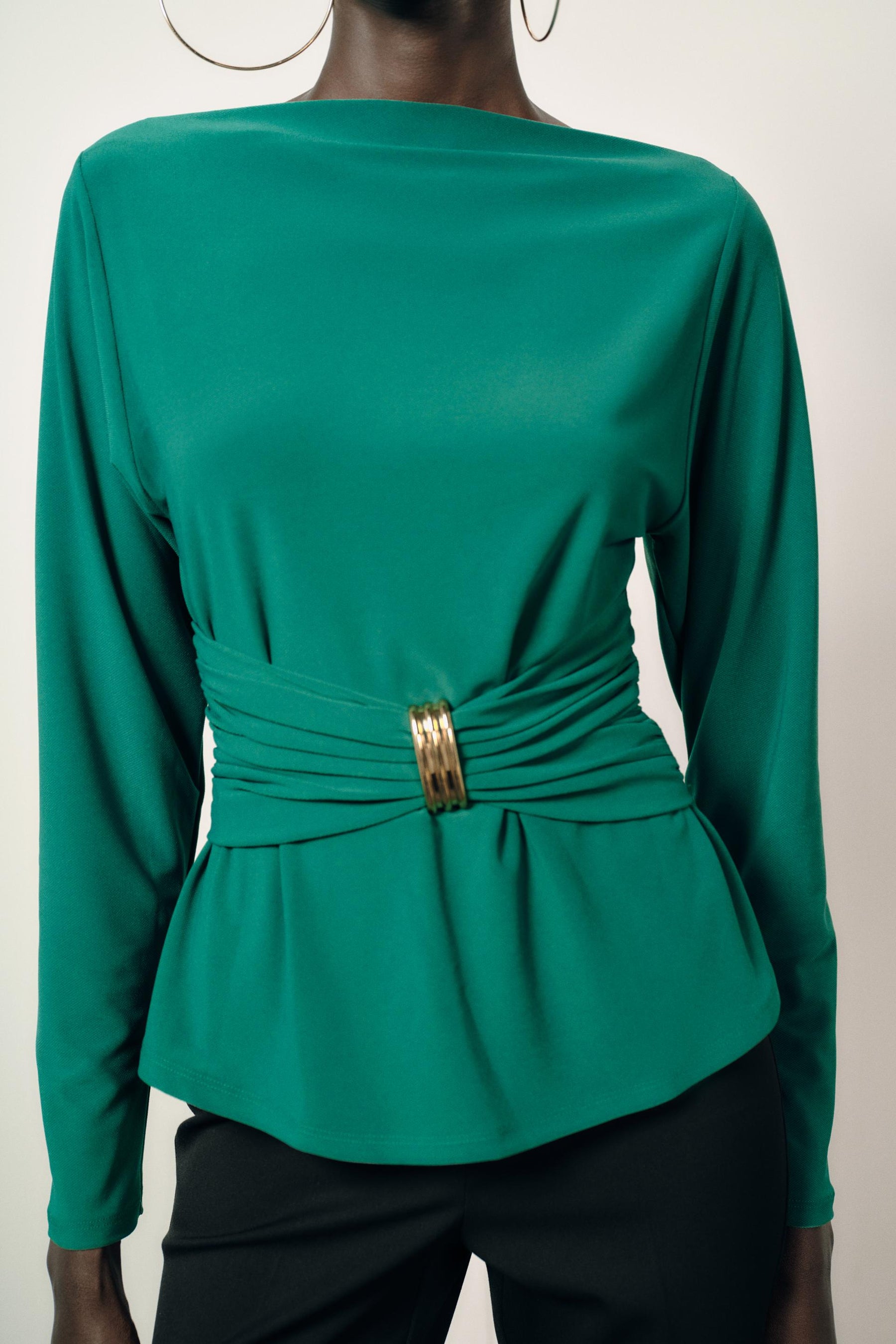 Bluse mit drapierter Taille