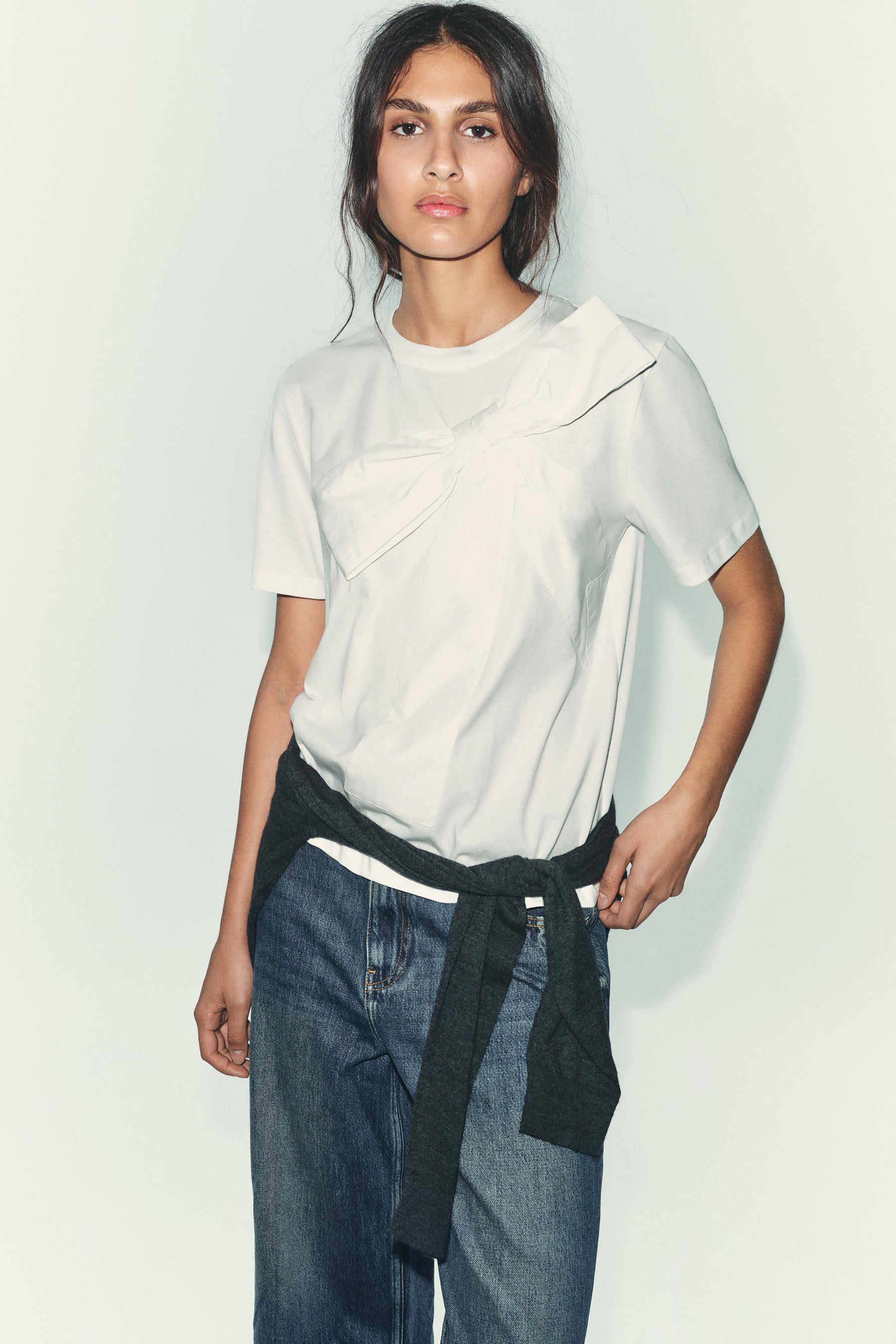 T-Shirt mit Schleife vorne