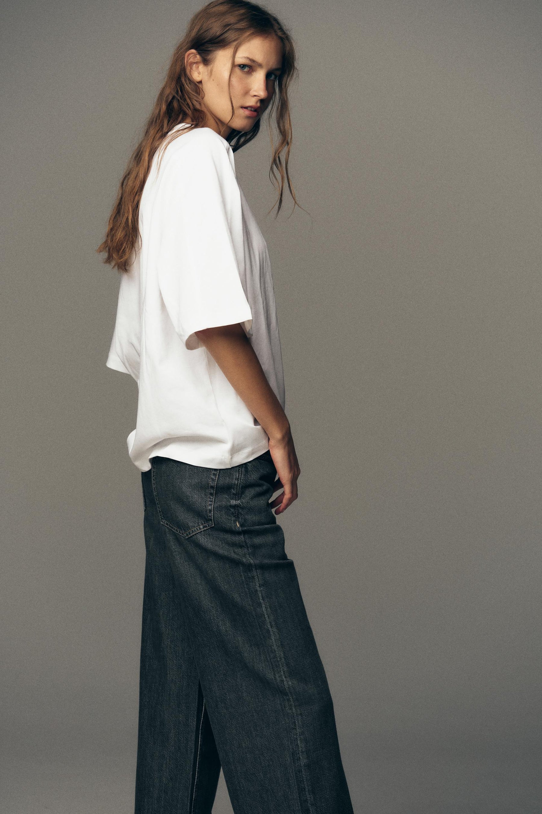 Kastenförmig geschnittenes T-Shirt