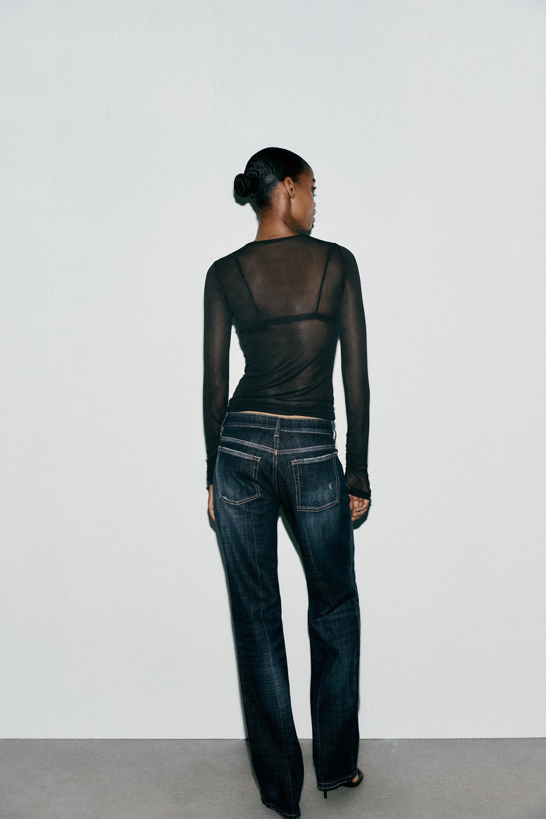 HALBTRAUM-GERAPPTES HEMD