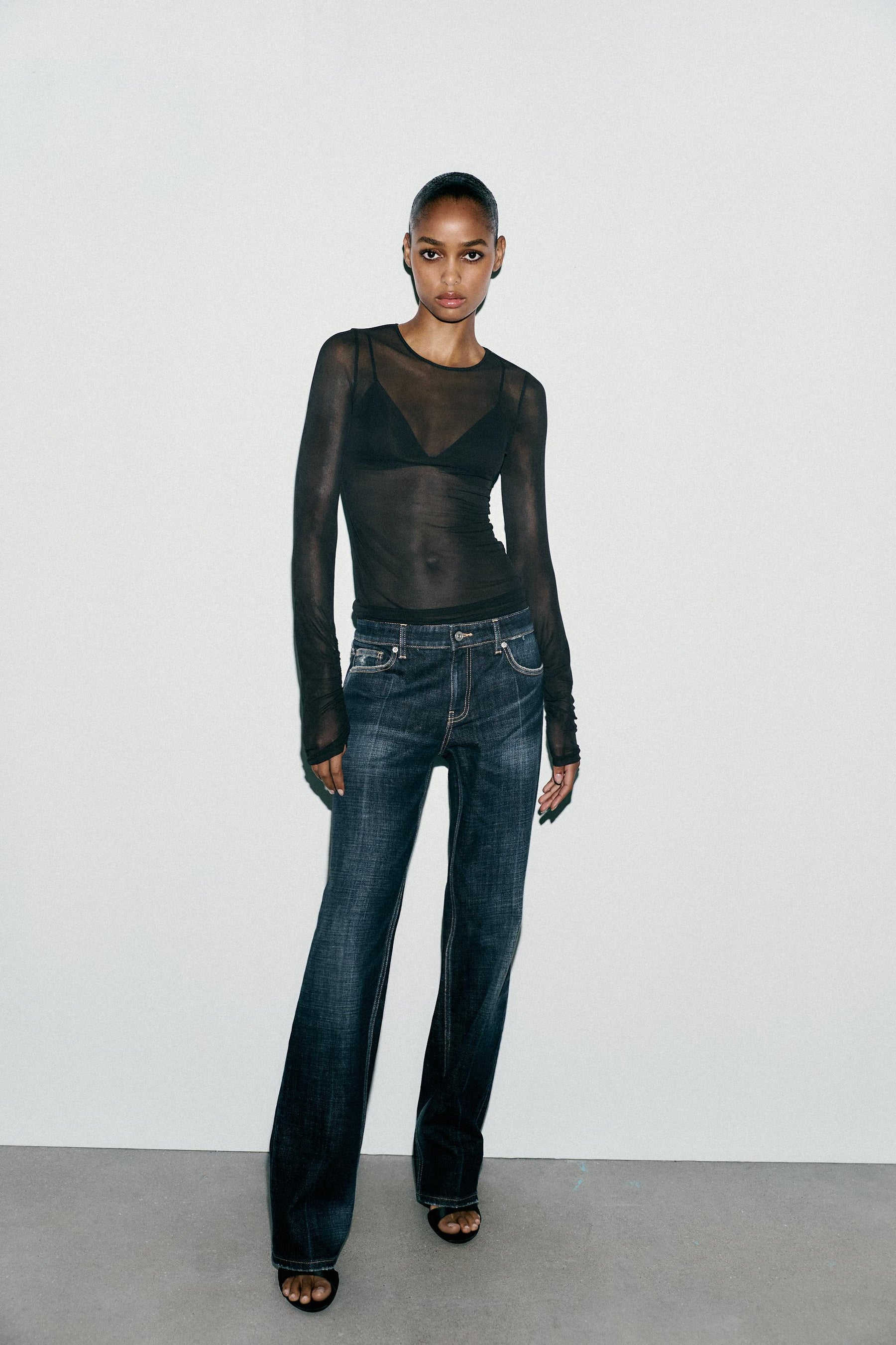 HALBTRAUM-GERAPPTES HEMD